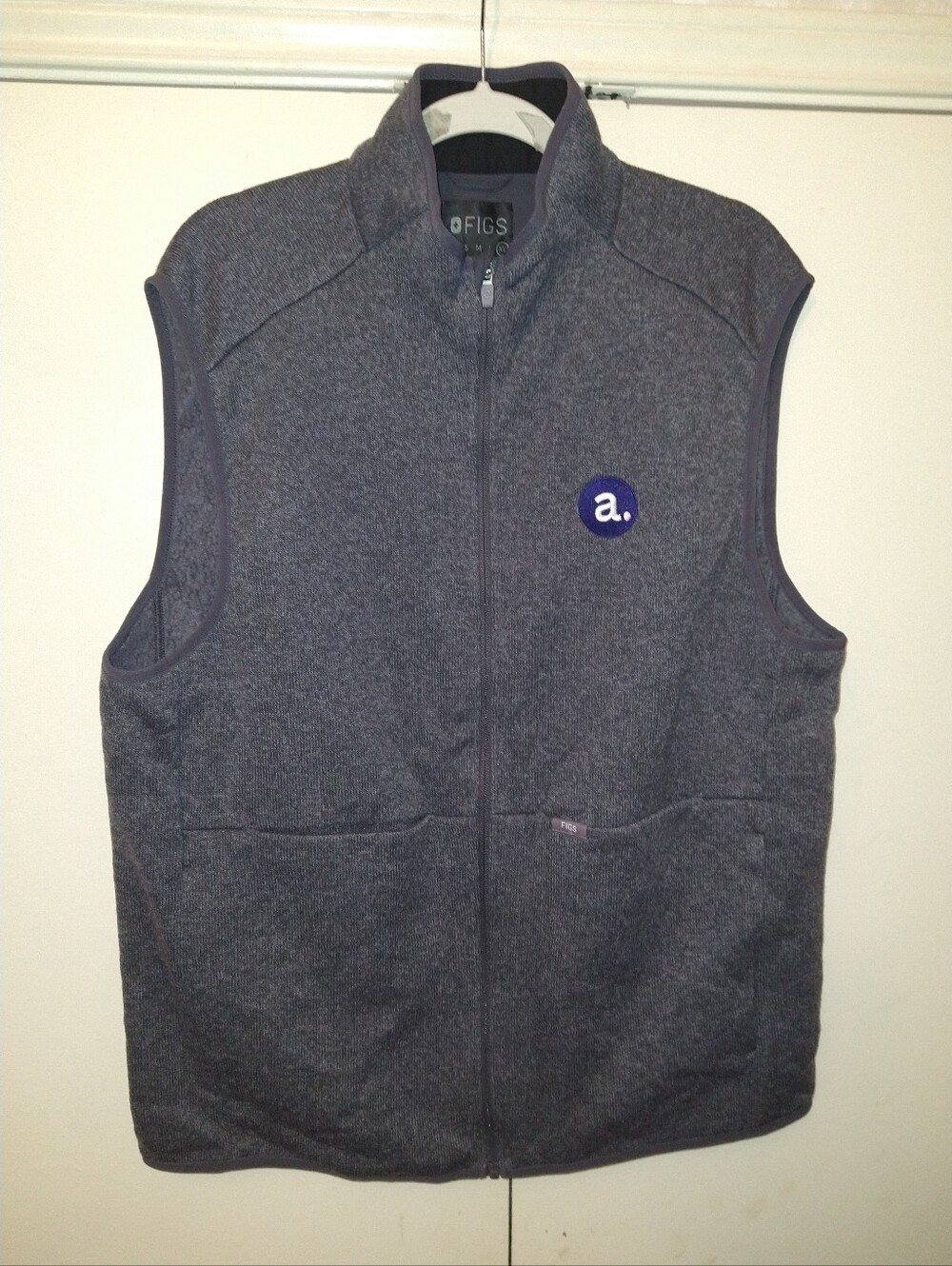 Figs On-Shift Sweater Knit Vest Men's sz XL W/Logo.